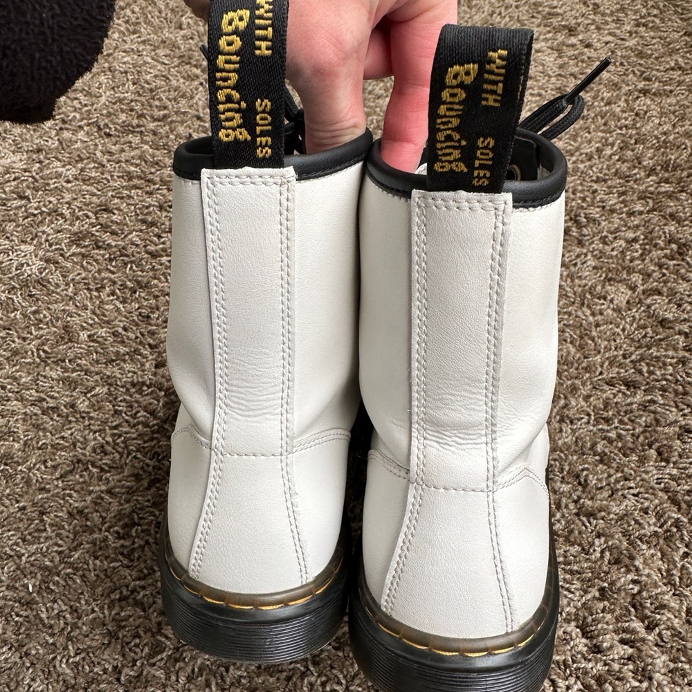White Dr. Martens Zavala Combat Lace-Up Boots | W8, M7 - Picture 3 of 6
